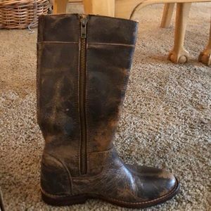 Women’s leather BED STU Brown boots. NWT